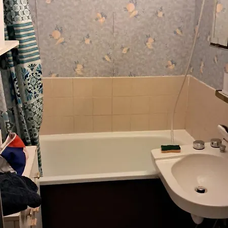 Apartmán 2 Personnes, A 600 M De La *
