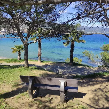 2 Personnes, A 600 M De La Apartment